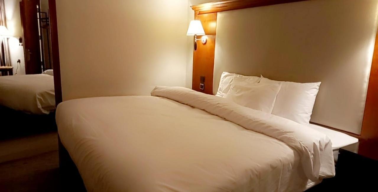 P.A.S.H.A Boutique Hotel Amman Buitenkant foto